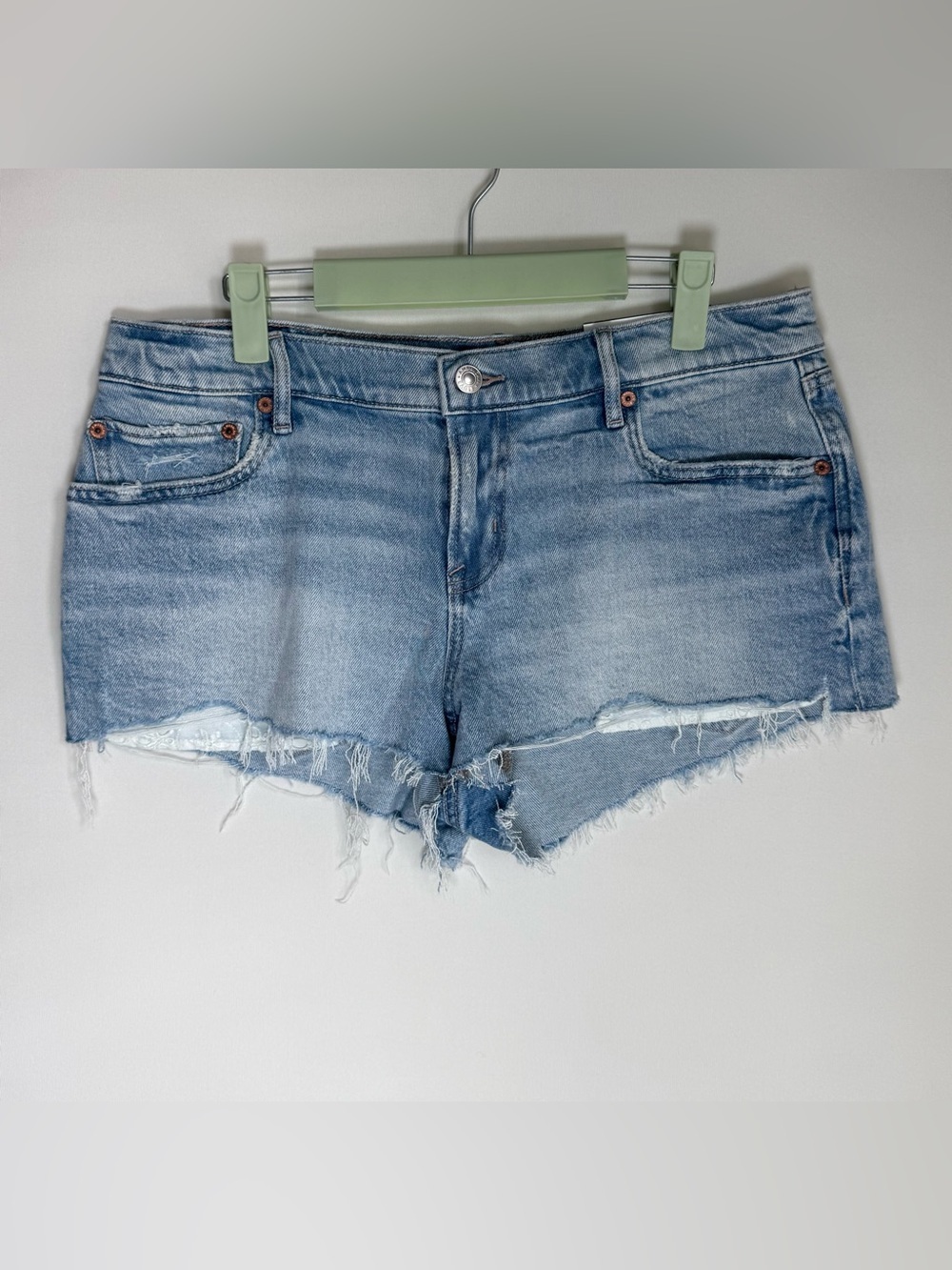 American Eagle Super Low-Rise Perfect Shortie • NWT • Women’s size 8 - Picture 1 of 5